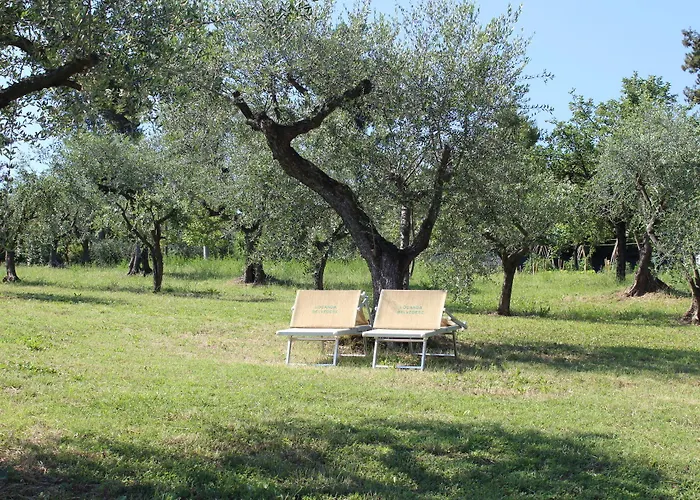 Κατάλυμα σε φάρμα Belvedere *