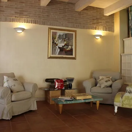 Locanda Belvedere Farm stay *